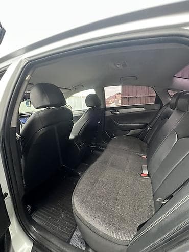 hyundai sonata 2: Hyundai Sonata: 2019 г., 2 л, Автомат, Газ, Седан — 4