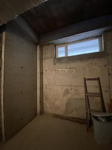 Аренда коммерческой недвижимости: Мкр.Кок-Жар Сдается помещение под склад Площадь: 12м2 Складское — 3