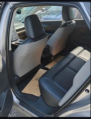 e class: Toyota bZ3: 2023 г., Электромобиль, Фастбек — 6