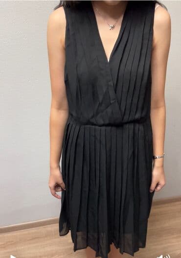 свадебные платья бишкек цены: Очень красивые платья на праздники, размер М, почти новые, один раз — 4