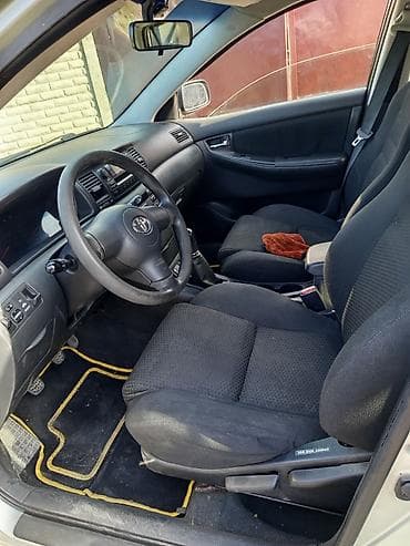 corolla: Toyota Corolla: 2005 г., 1.6 л, Механика, Бензин, Хэтчбэк — 6