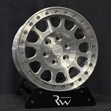 wheel: Диски R 17 Toyota, Комплект, отверстий - 6, Новый — 2