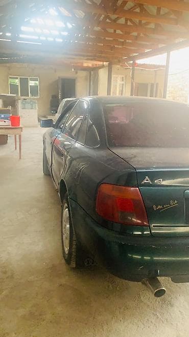 ауди б5: Audi A4: 1996 г., 1.8 л, Механика, Бензин, Седан — 1