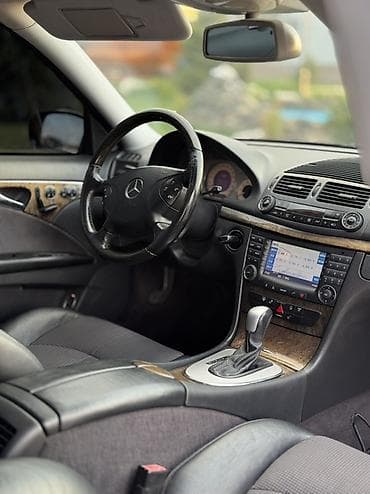 Mercedes-Benz E-Class: 2004 г., 3.2 л, Автомат, Бензин, Седан — 5
