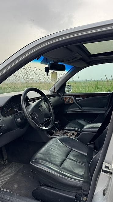 Продажа авто: Mercedes-Benz E-Class: 2000 г., 3.2 л, Автомат, Бензин, Седан — 5