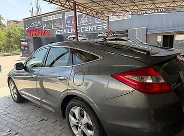 лифтбек: Honda Crosstour: 2011 г., 3.5 л, Автомат, Лифтбек — 6