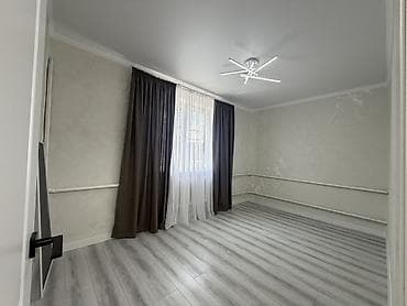 Продажа домов: 🏡 Продаётся полдома в с. Новопавловка 📍 Район Киркомстром, 2 минуты — 2