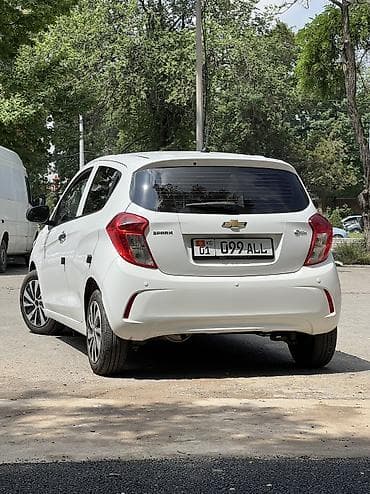 вас 07: Chevrolet Spark: 2018 г., 1 л, Вариатор, Бензин, Хэтчбэк — 2
