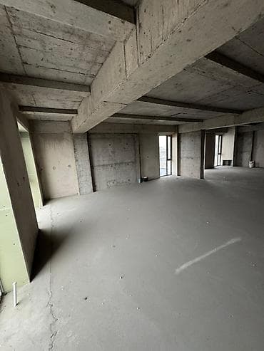red centr: Аренда офисов, 95 м², В бизнес центре, 1 линия, С системой безопасности — 3