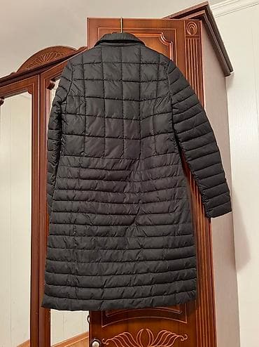 женская куртка деми: Курта деми, подойдёт на тёплую зиму Почти новая, несколько раз только — 6