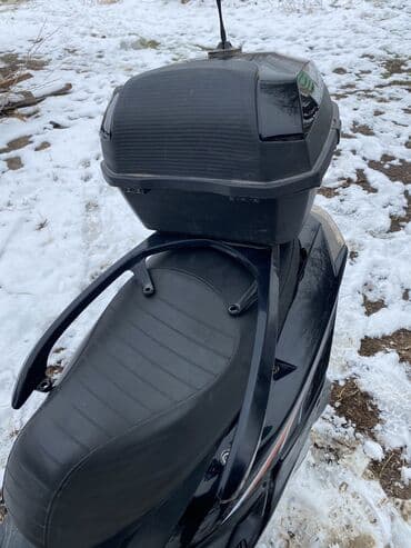 Скутер/максискутер спортивного стиля - Агрессивный дизайн передней — 9