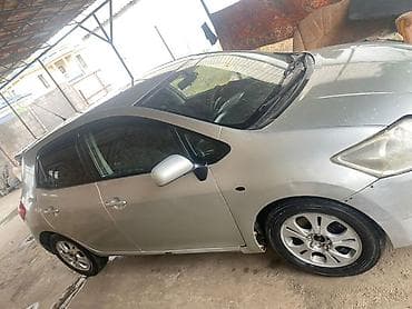 Toyota Auris: 2007 г., Дизель, Хэтчбэк — 2