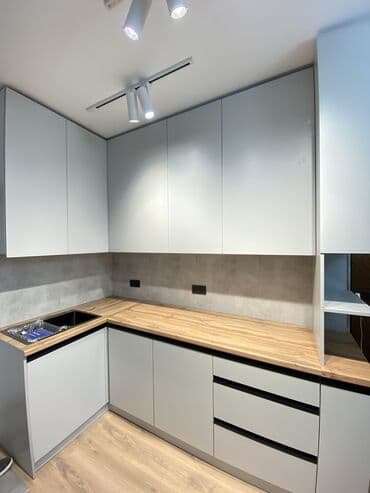 частный дом без хозяина: 1 комната, 32 м², Элитка, 11 этаж, Евроремонт — 1