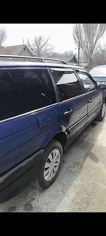 Volkswagen Passat Variant: 1992 г., 1.8 л, Универсал