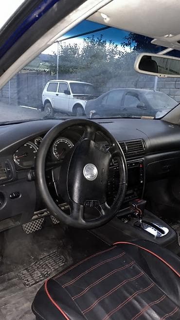 Транспорт: Volkswagen Passat: 2004 г., 2 л, Автомат, Бензин, Седан — 2
