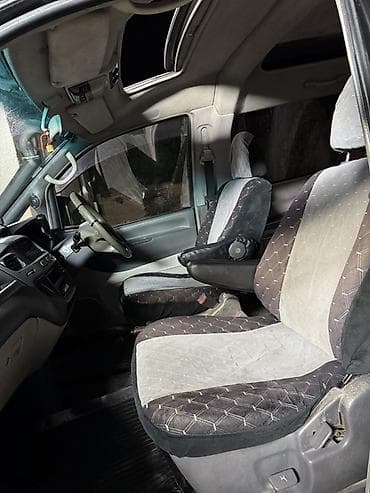 Mitsubishi Delica: 1994 г., 2.8 л, Автомат, Дизель, Вэн/Минивэн — 5