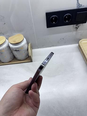 сколько стоит 14 pro: IPhone 14 Pro Max, Б/у, 1 ТБ, Deep Purple, Зарядное устройство, Защитное стекло, Чехол, 70 % — 6