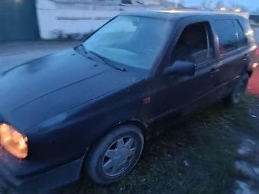 6 дыр: Volkswagen Golf: 1993 г., 1.3 л, Кол менен иштөөчү, Бензин, Хетчбек — 3