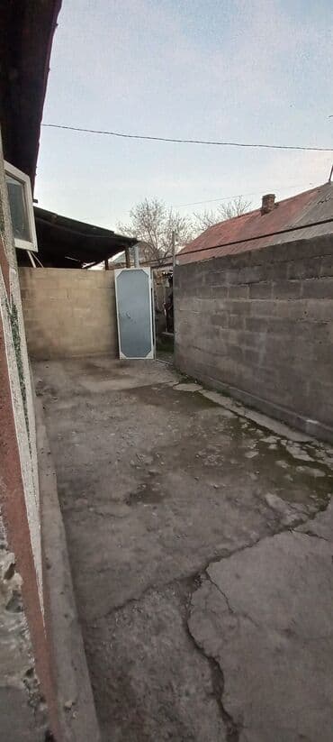 дом орозбекова: 52 м², 3 бөлмө, Жылытылган, Жылуу пол, Кондиционер — 2