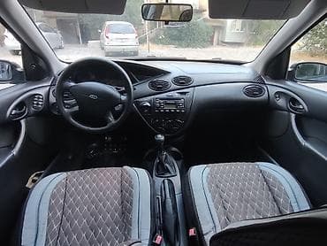 Ford Focus: 2000 г., 1.6 л, Механика, Бензин, Хэтчбэк — 6