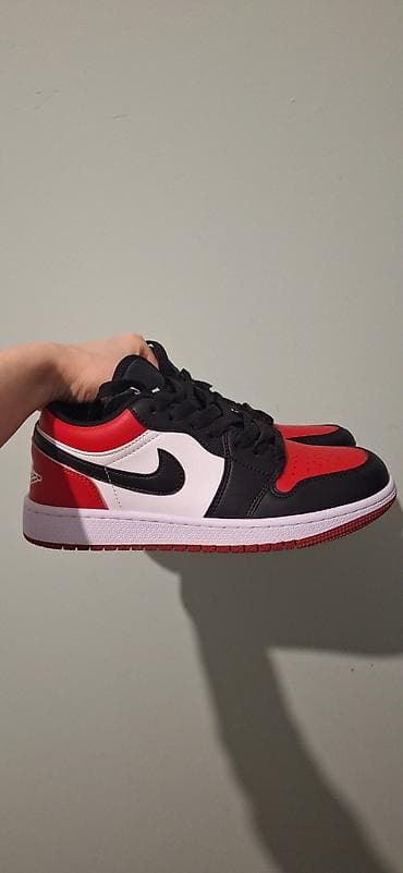 Ботинки и ботильоны: Кроссовки, 37, Jordan, Новый, цвет - Красный, Самовывоз, Платная доставка — 1