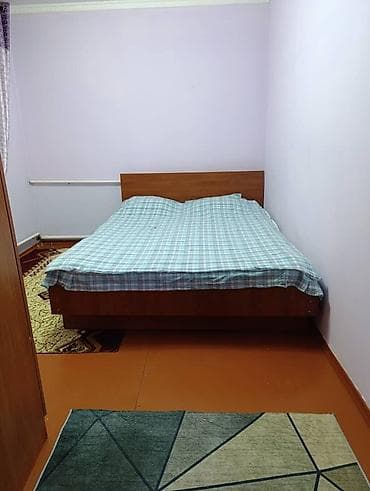 сутычные: Сдаётся большой дом суточно Планировка и спальные места: - Большая — 4