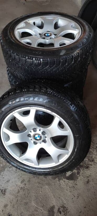 Шины: Колеса в сборе 255 / 55 / R 19, Зимняя шипованная, Б/у, Комплект, Литые — 1