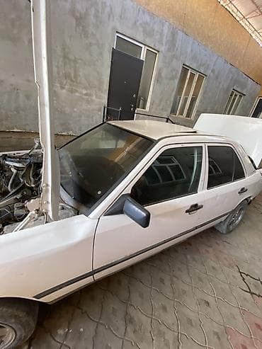 Mercedes-Benz W124: 2026 г., 2 л, Ручные, Бензин, Седан