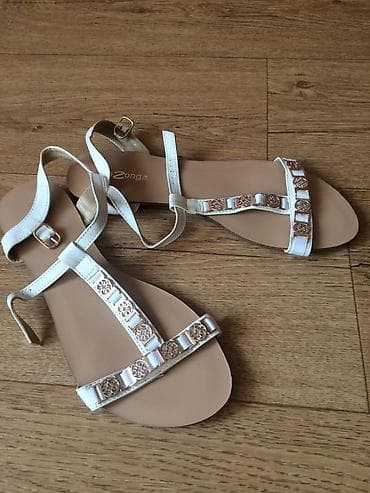 Много отличной женской обуви! 41-42 размер -голубые слипоны at lalafo.kg Много отличной женской обуви! 41-42 размер -голубые слипоны