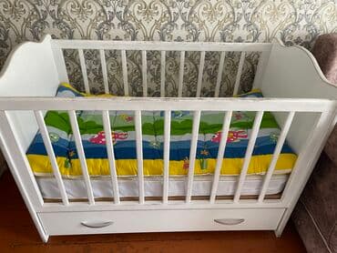 кровати односпальные б у: Продам детскую кроватку в нормальном состоянии, есть два матраса белый — 5