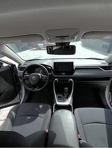 range rower: Toyota RAV4: 2019 г., Автомат — 5