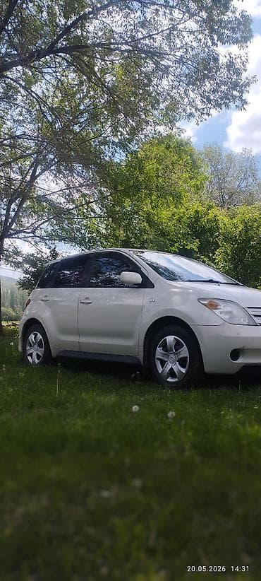 forester 2008: Toyota Ist: 2003 г., 1.3 л, Автомат, Бензин, Седан — 1
