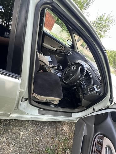 продам в связи с переездом: Nissan Cefiro: 2000 г., Автомат, Седан — 5