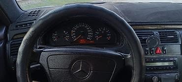 Продажа авто: Mercedes-Benz E-Class: 1996 г., 3.2 л, Автомат, Бензин, Седан — 2