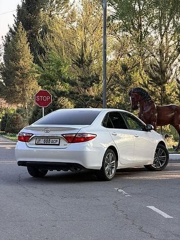 Toyota Camry: 2015 г., 2.5 л, Автомат, Бензин, Седан — 4