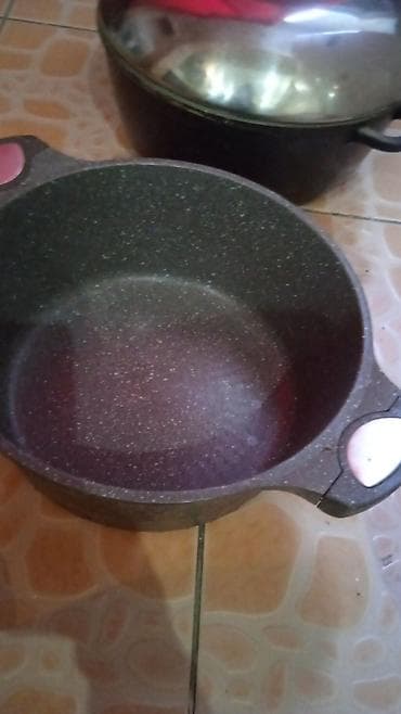 Посуда: Кастрюля/казан с крышкой. Один казан стоит 3000 сом. Производство — 4