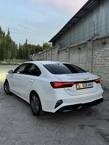 кант 1 май: Kia K3: 2021 г., 1.6 л, Вариатор, Бензин, Седан — 2