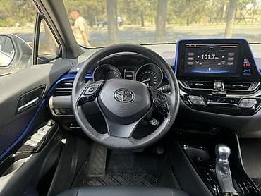 892 2: Toyota C-HR: 2020 г., 2 л, Бензин, Кроссовер — 9