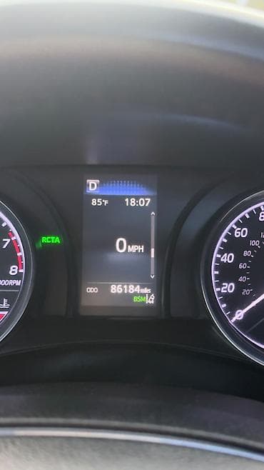 америки: Toyota Camry: 2020 г., 2.5 л, Автомат, Бензин, Седан — 3