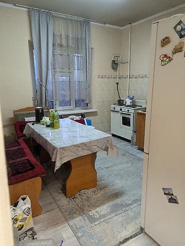 стройител: 2 комнаты, 52 м², 106 серия улучшенная, 2 этаж, Косметический ремонт — 4