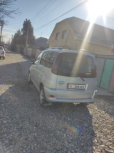 skyline gtr: Toyota Yaris Verso: 2001 г., 1.3 л, Механика, Бензин, Хэтчбэк — 9