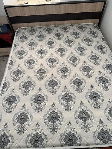 кровать мед: Спальный матрас, Б/у, Двуспальный, Кыргызстан, Боннельная система пружин, Пенополиуретан, Другой бренд, Матрасы средней жесткости, Платная доставка, Самовывоз — 3