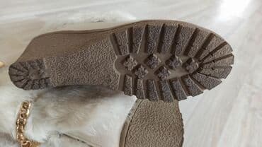 сапоги зимние женские натуральная кожа натуральный мех распродажа: Сапожки женские зимние, стильные с мехом наружу. Белого цвета, размер — 5