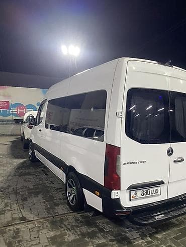 sprinter bazar: Пункт назначения: Все направления, Количество мест: 17, Лицензия №: Международный — 7