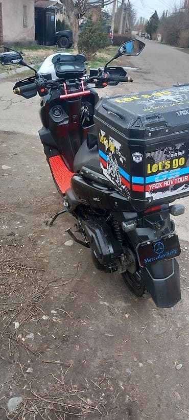 Скутеры: Скутер 49cc с дооснащением для города и туринга - Двигатель: 49 см³ — 2