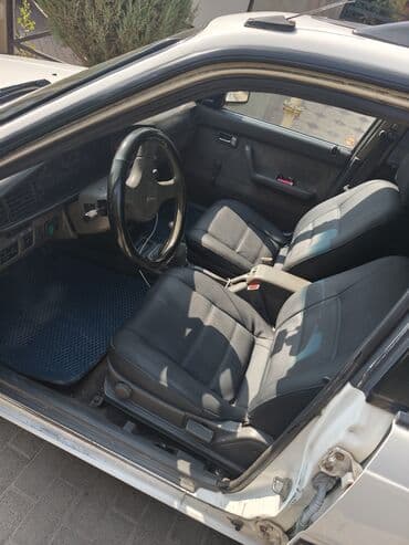 авто выкупом бишкек: Белый Мазда 626 универсал с рейлингами на крыше, что обеспечивает — 4