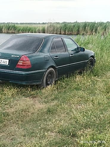 hinda civic: Mercedes-Benz C-Class: 1994 г., 1.8 л, Механика, Бензин, Седан — 4