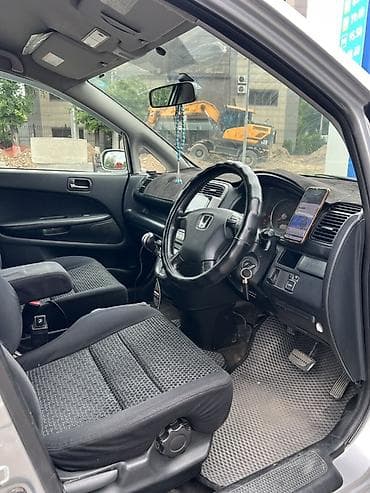Honda Stream: 2004 г., 2 л, Автомат, Бензин, Минивэн — 6