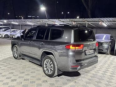 Транспорт: Toyota Land Cruiser: 2023 г., 3.5 л, Автомат, Бензин, Внедорожник — 2