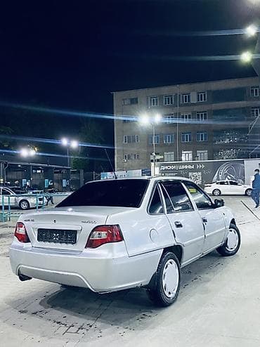 Унаа сатуу: Chevrolet Nexia: 2010 г., 1.6 л, Кол менен иштөөчү, Бензин, Седан — 4